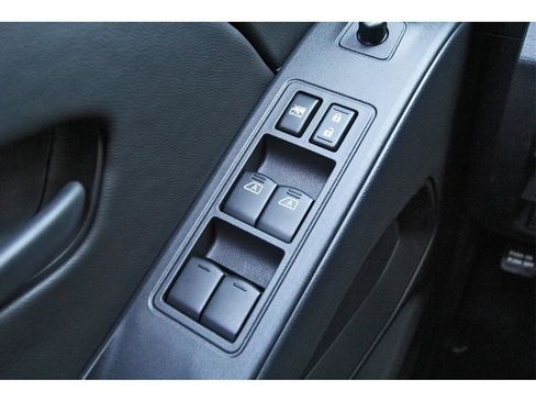 New 2026 Nissan Frontier SV image 15