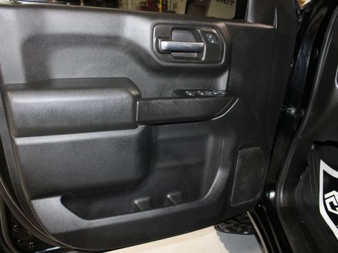 Used 2020 Chevrolet Silverado 1500 W/T w/ WT Value Package AWD/4WD image 19