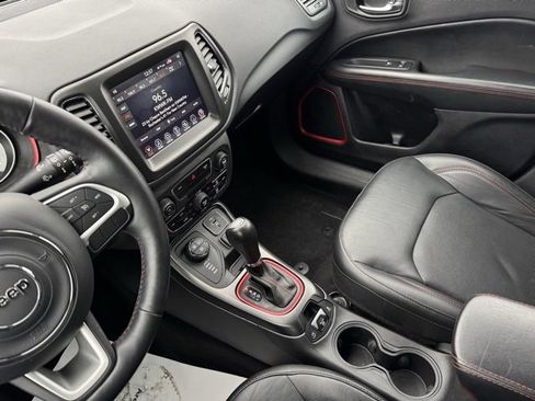 Used 2019 Jeep Compass Trailhawk w/ Leather Interior Group image 14