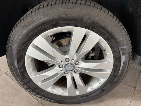 Used 2012 Mercedes-Benz GL 320 BlueTEC 4MATIC image 11