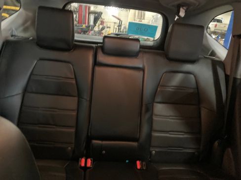 Used 2022 Honda CR-V Touring image 8