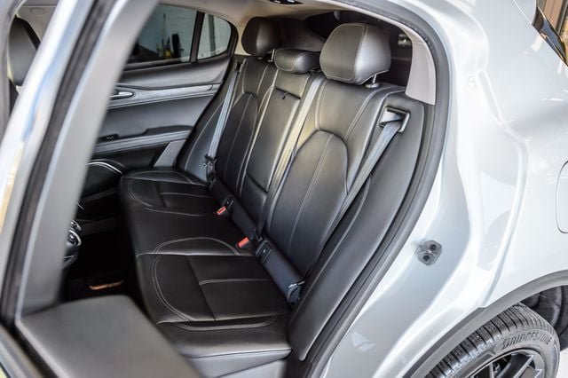 Used 2019 Alfa Romeo Stelvio AWD w/ Nero Edizione image 40