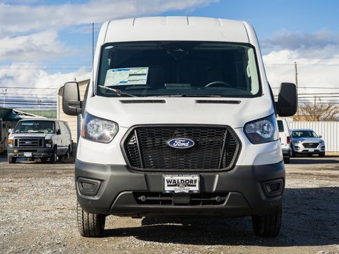New 2026 Ford Transit 250 148 Medium Roof image 38