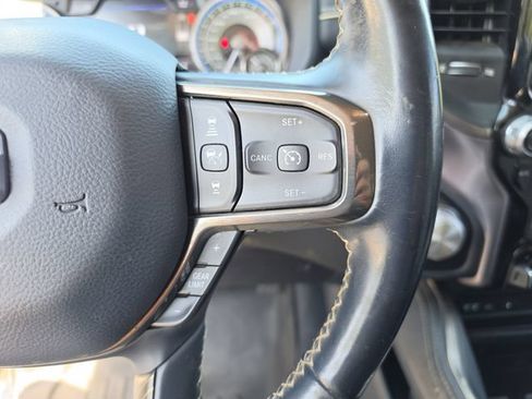 Used 2019 RAM 1500 Limited RWD image 32