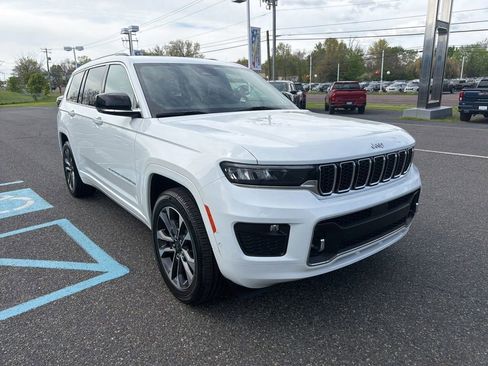 Used 2022 Jeep Grand Cherokee L Overland AWD/4WD image 5