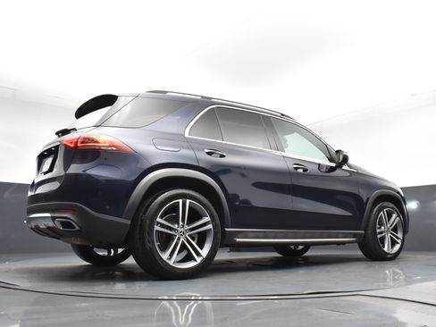 Used 2022 Mercedes-Benz GLE 350 4MATIC w/ Premium Package image 24