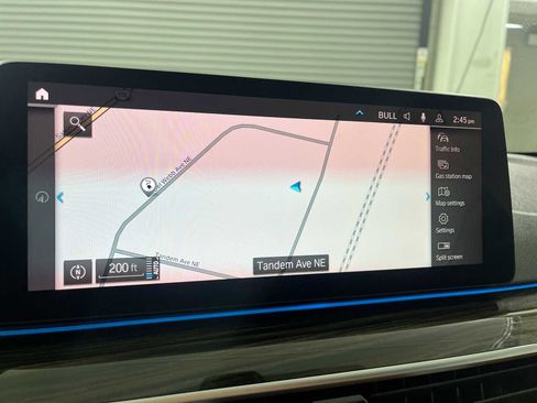 Used 2023 BMW 530e w/ M Sport Package image 20