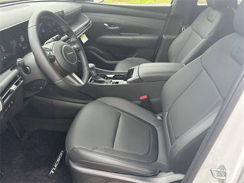 New 2025 Hyundai Tucson XRT image 9
