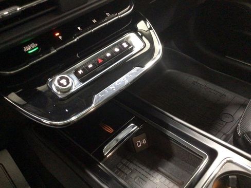 Used 2024 Lincoln Corsair Reserve w/ Equipment Group 201A image 16