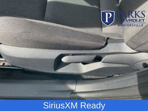 Used 2025 Toyota Camry LE image 8