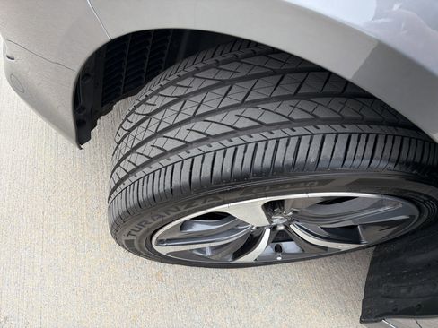 Certified 2025 Acura TLX w/ Technology Package image 12