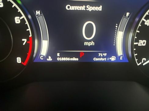 Used 2024 Acura RDX SH-AWD w/ Advance Package image 12