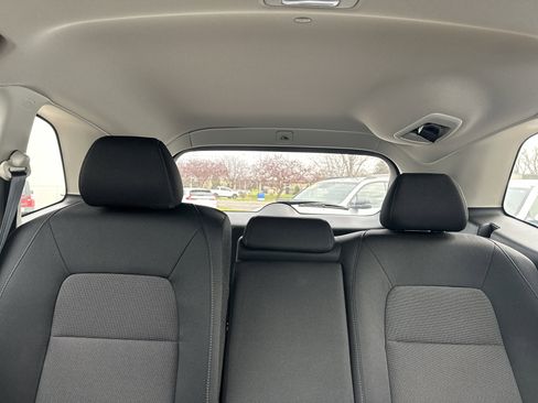 Used 2024 Honda CR-V EX image 3