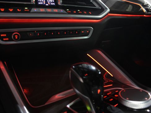 Used 2023 BMW X6 xDrive40i w/ M Sport Package image 73