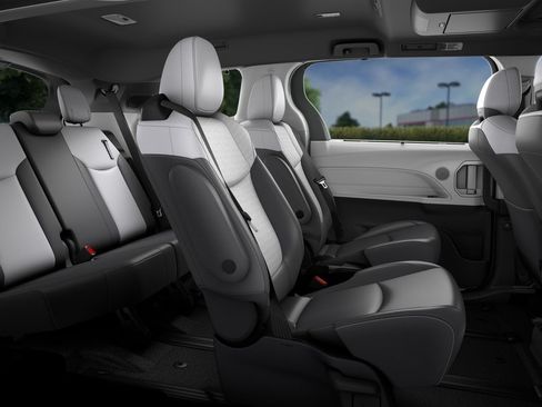 New 2026 Toyota Sienna XSE AWD/4WD image 21