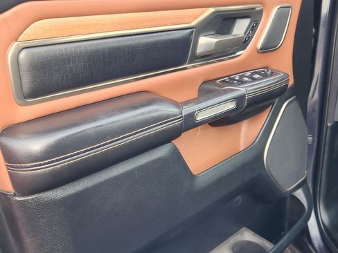 Used 2020 RAM 1500 Limited image 9
