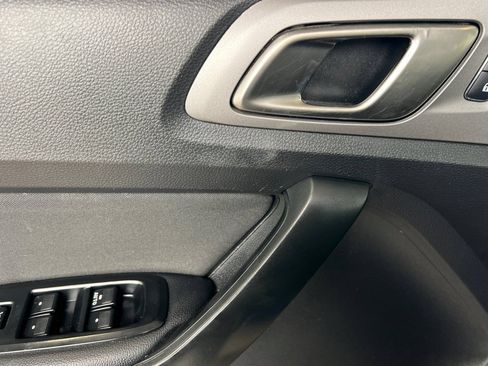 Used 2019 Ford Ranger XLT w/ Equipment Group 302A Luxury AWD/4WD image 8