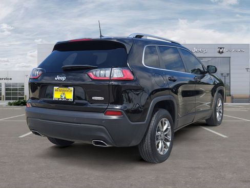 Used 2021 Jeep Cherokee Latitude Lux w/ Comfort/Convenience Group FWD image 5