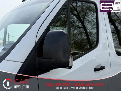 Used 2025 Mercedes-Benz Sprinter 2500 image 30