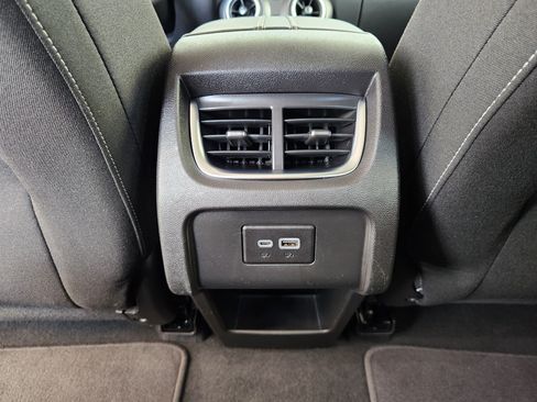 Used 2025 Chevrolet Blazer LT AWD/4WD image 33