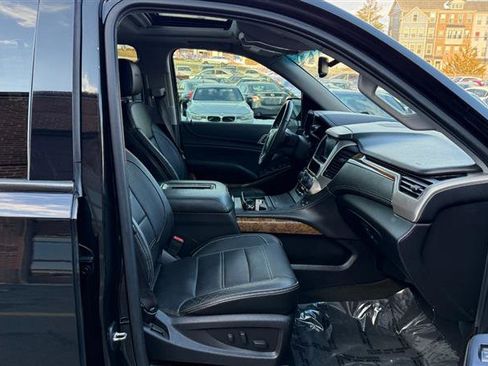 Used 2015 GMC Yukon XL Denali w/ Premium Package image 10