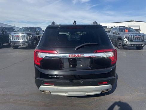 Used 2023 GMC Acadia SLT image 4