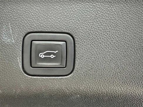 Used 2024 Chevrolet Suburban Premier w/ Premium Package 2 image 37