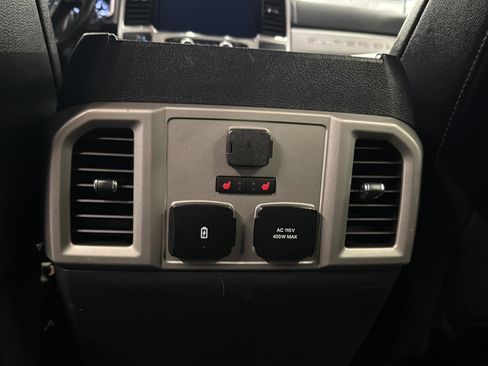 Certified 2022 Ford F250 Lariat w/ Lariat Ultimate Package image 13