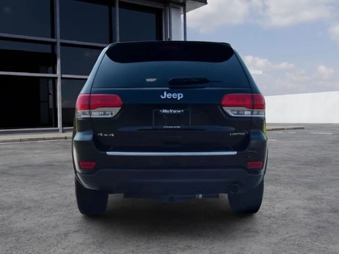 Used 2017 Jeep Grand Cherokee Limited AWD/4WD image 4