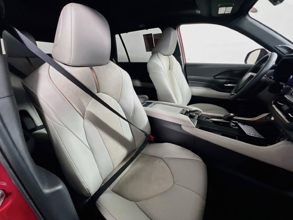 New 2026 Toyota Grand Highlander AWD Hybrid image 27