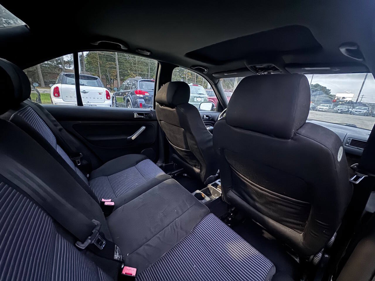 Used 2005 Volkswagen Jetta GLI FWD image 6