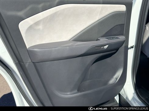 New 2026 Lexus TX 350 AWD image 25