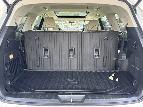 Used 2019 Subaru Ascent Limited AWD/4WD image 12