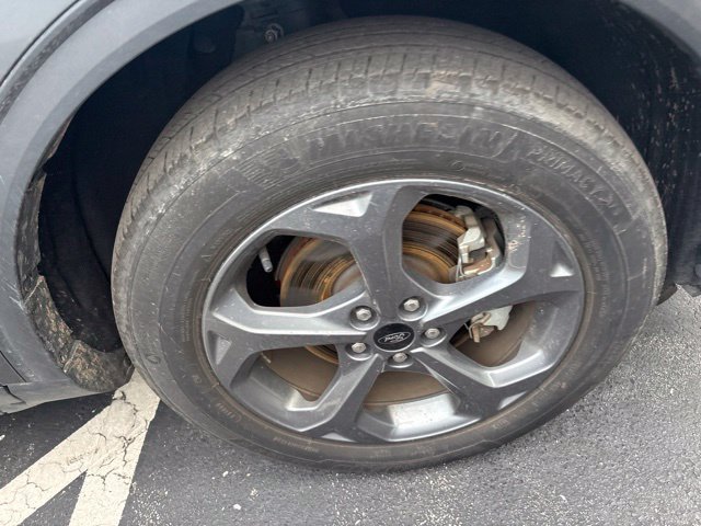 Used 2025 Ford Escape ST-Line AWD/4WD image 18