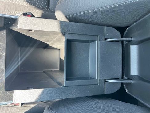 Used 2026 Chevrolet Equinox LT FWD image 22