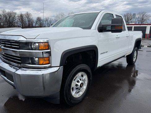 Used 2015 Chevrolet Silverado 2500 LT image 9