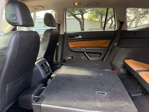 Used 2018 Volkswagen Atlas SEL Premium AWD/4WD image 18