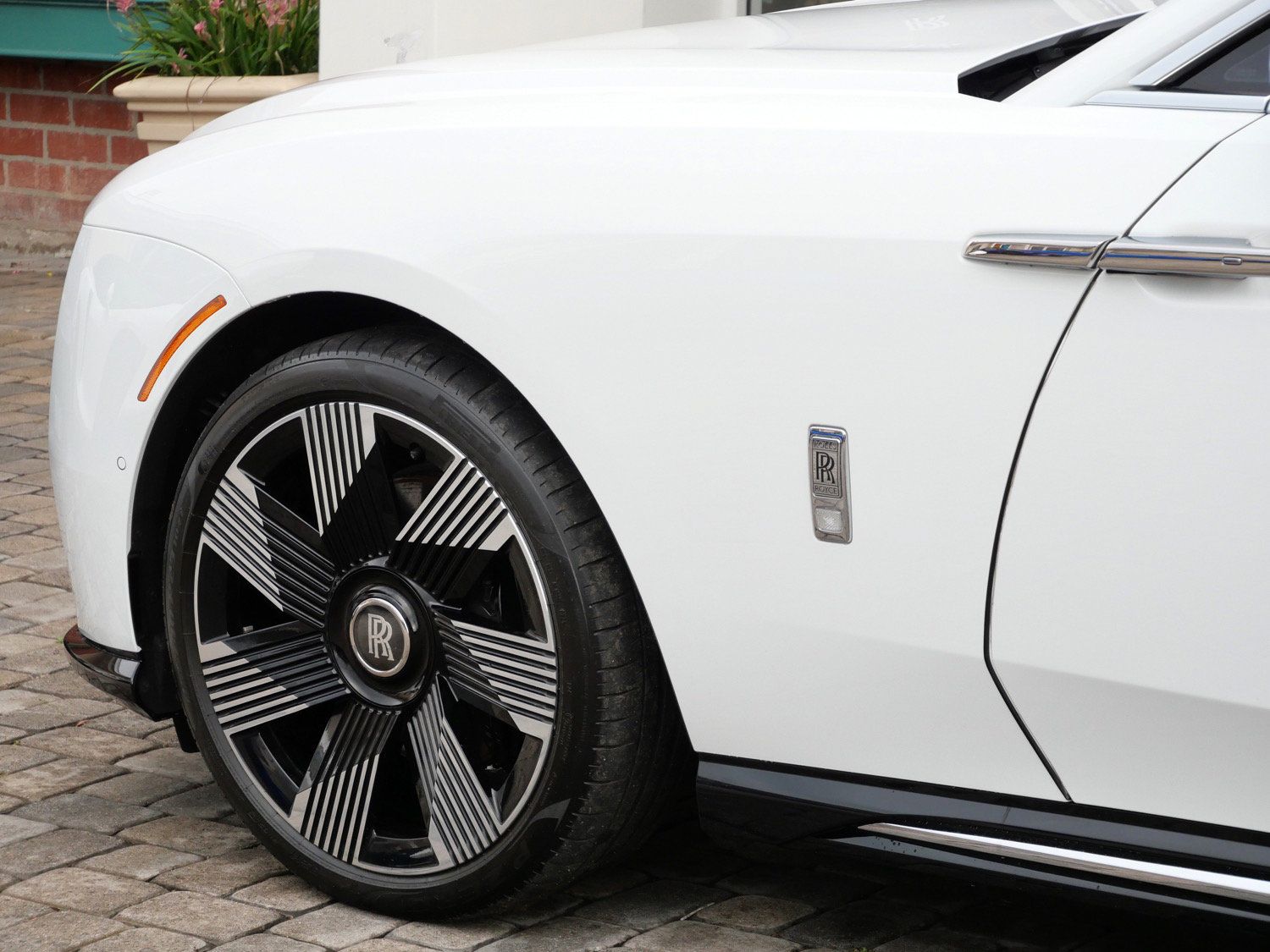Certified 2024 Rolls-Royce Spectre w/ Spectre Launch Package AWD/4WD image 13