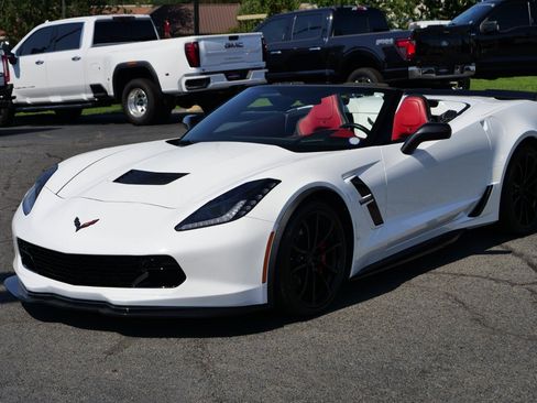 Used 2019 Chevrolet Corvette Grand Sport RWD image 6