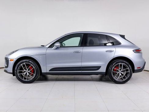 New 2026 Porsche Macan S image 2