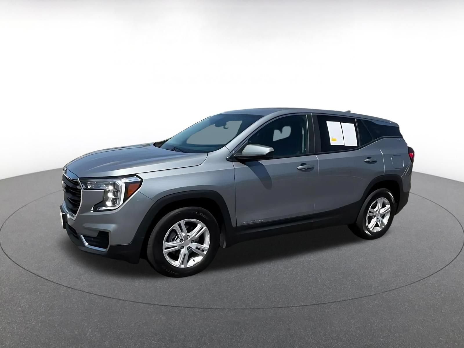 Used 2024 GMC Terrain SLE FWD image 7