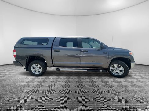 Used 2016 Toyota Tundra SR5 image 5