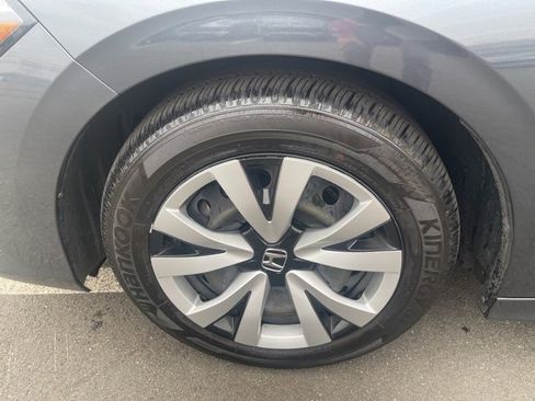 Used 2023 Honda Civic LX image 10