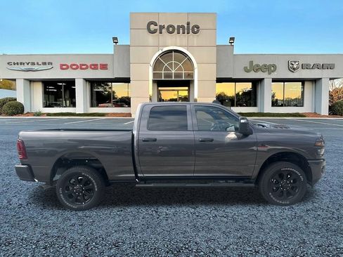 Used 2026 RAM 2500 Tradesman w/ Safety Group AWD/4WD image 2