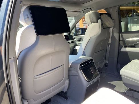 Certified 2025 Cadillac Escalade IQ Luxury 1 w/ Smart Trailering package AWD/4WD image 16