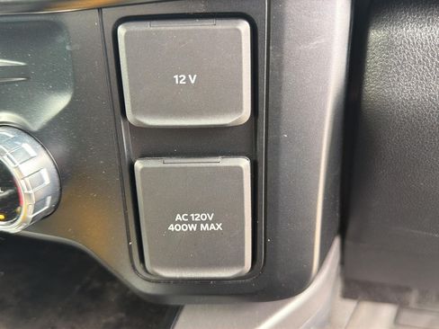 Used 2023 Ford F550 4x4 SuperCab Super Duty image 35