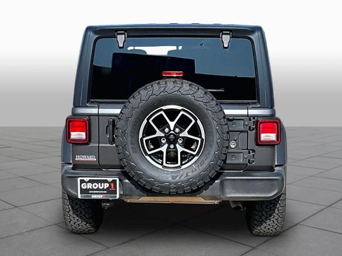 Used 2023 Jeep Wrangler Unlimited Sport AWD/4WD image 4