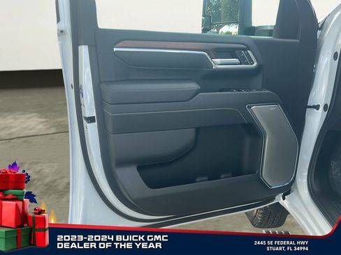 New 2026 GMC Sierra 3500 Denali w/ Denali Reserve Package image 12