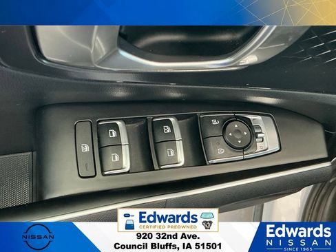 Used 2022 Kia Sorento LX FWD image 24