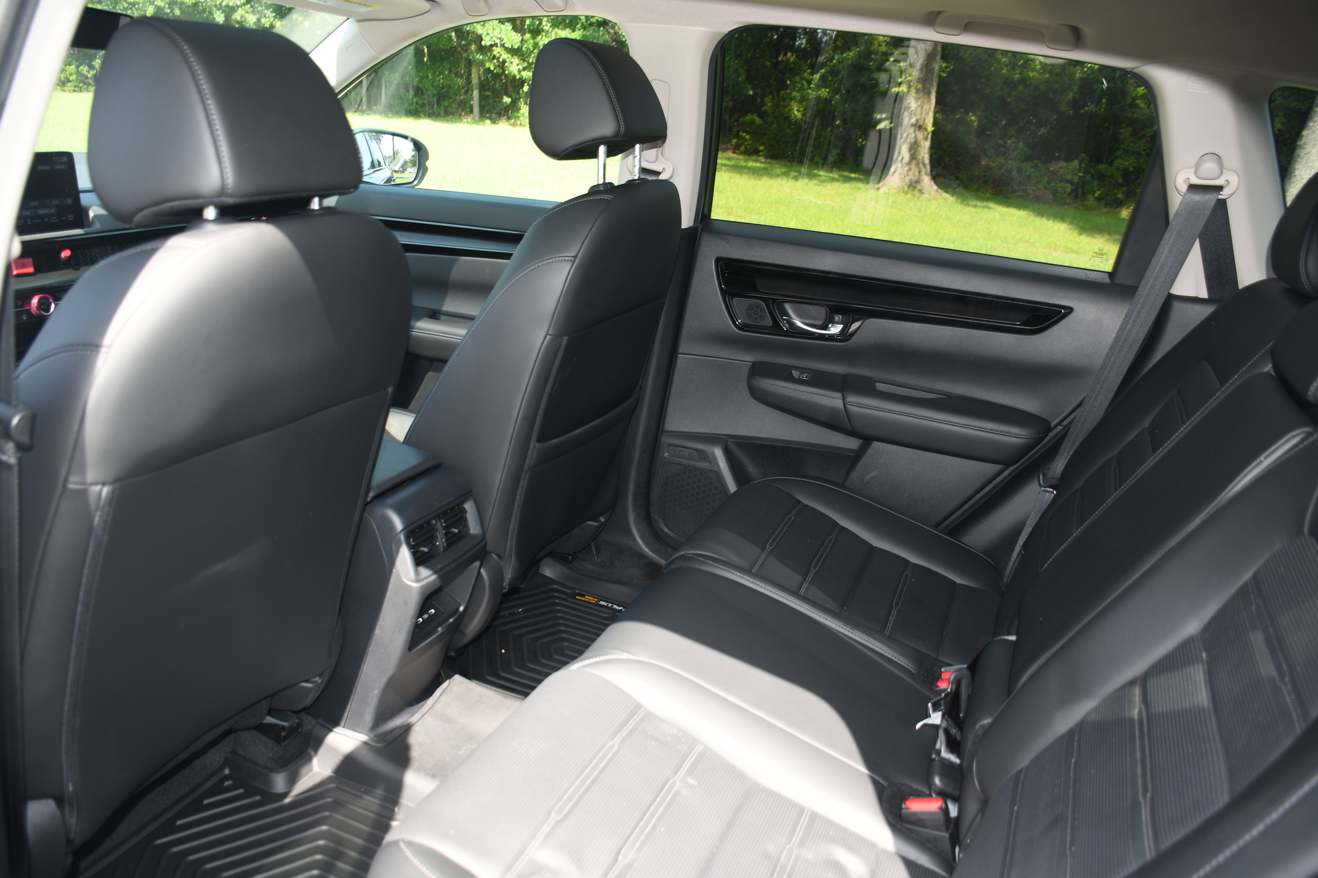 Used 2025 Honda CR-V EX-L image 17